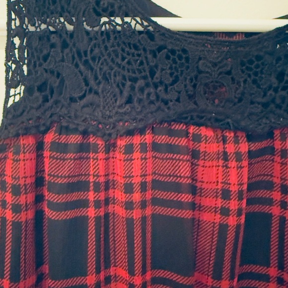 Ralph Lauren Plaid Dress w/ Lace Yoke – Girls Size 5 - Picture 4 of 5